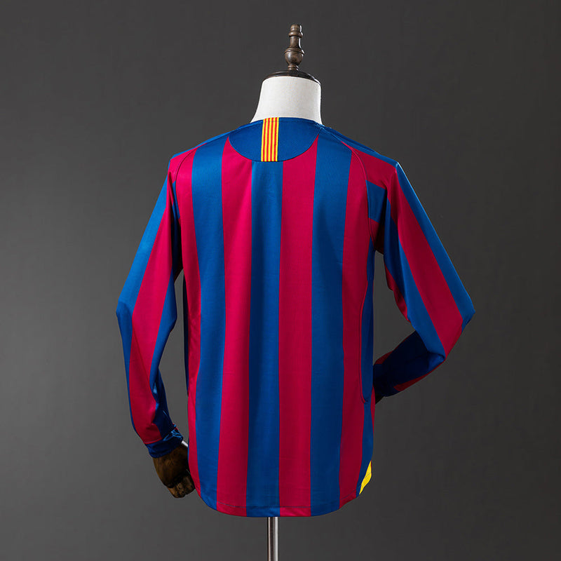 Retro Camisa Longa Barcelona 05/06 Home