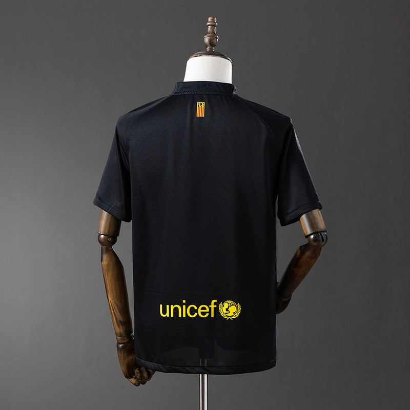 Retro Barcelona 11/12 Away