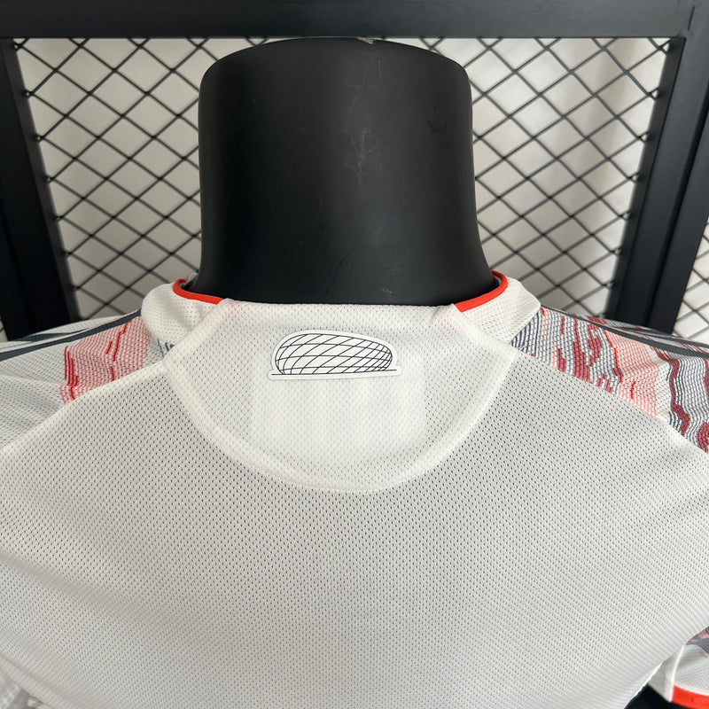 25/26 Bayern Munich Jogador Away