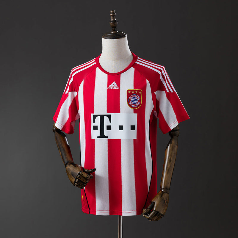 Retro Bayern Munich 10/11 Home