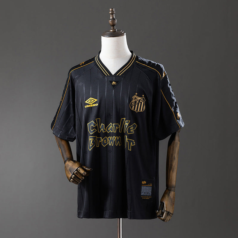 Retro Charlie Brown Santos