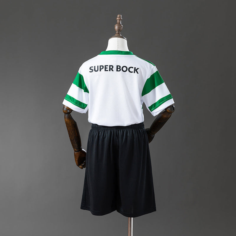 25/26 Sporting Home Kit Infantil